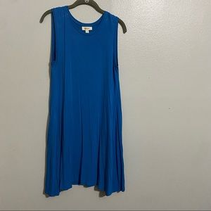 Petite large blue dress